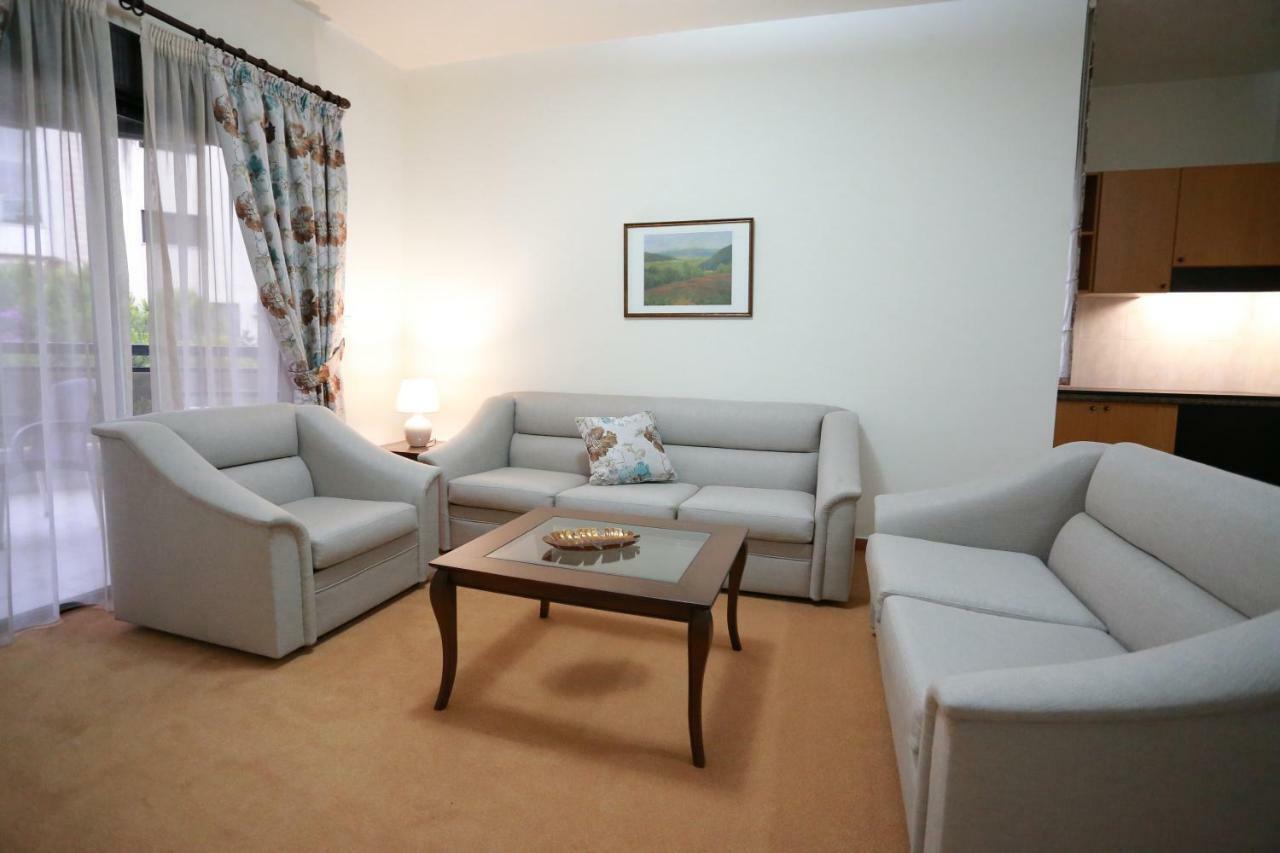 Nine Seven Hotel Adma wa Dafneh Exteriér fotografie